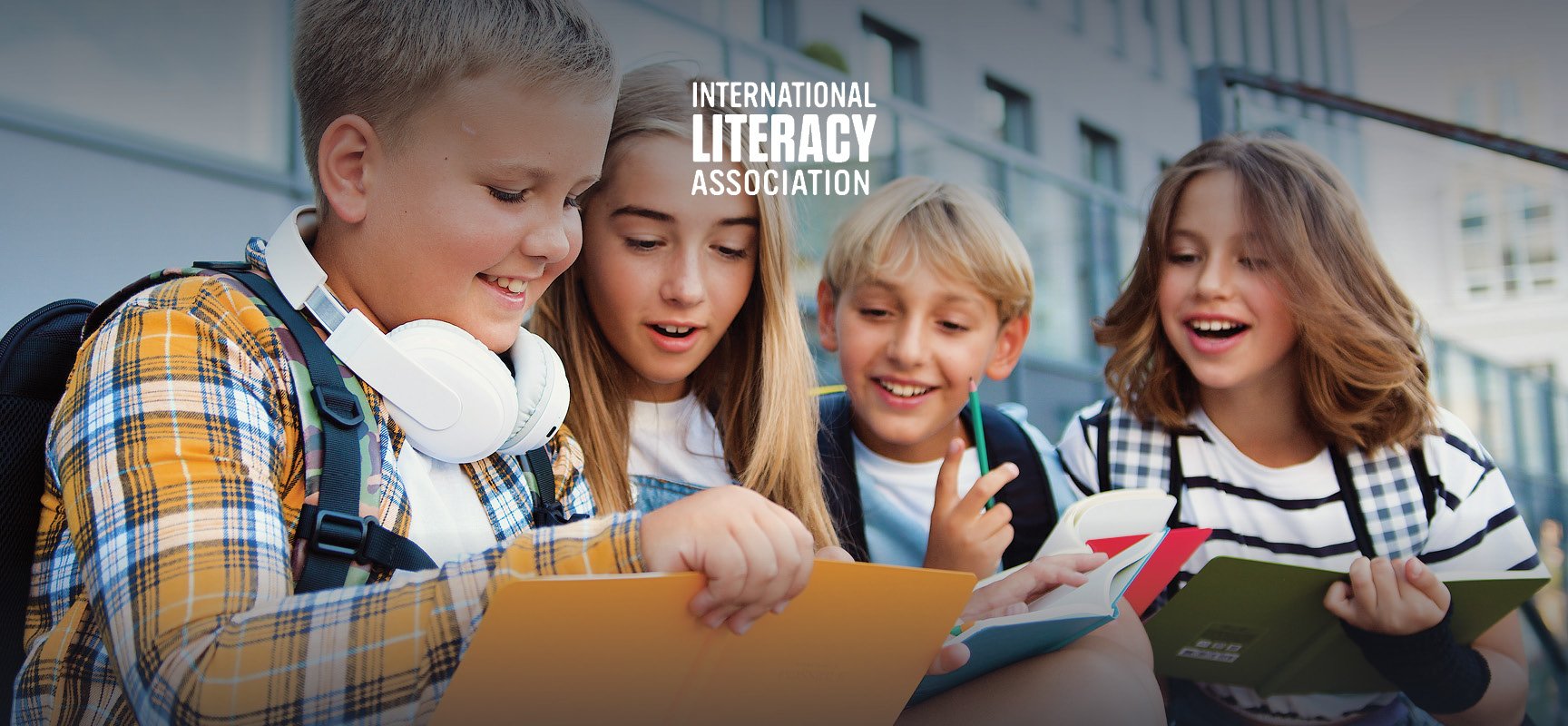 Ideon_ILA_1d30nFWH@2x_Large-Home_2880x1620px