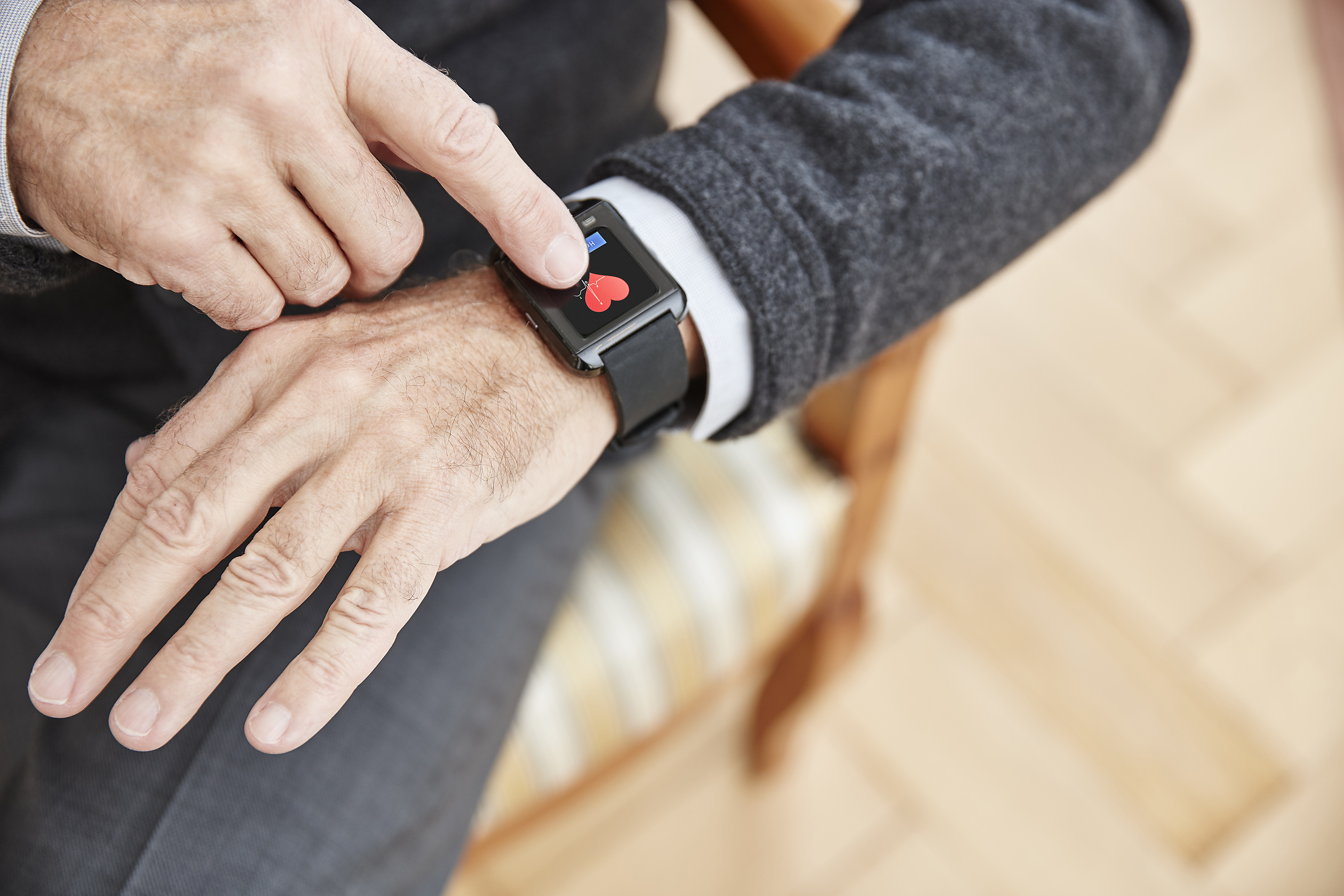 FDA warns against using these smart gadgets to measure blood sugar - Harvard Health